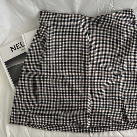 Hollister Skirt with Slit - Picture 1 of 3